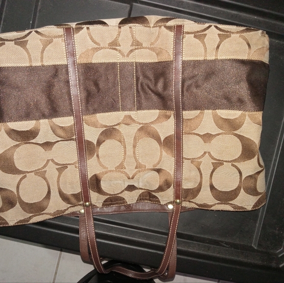 Coach Purse - Picture 2 of 2